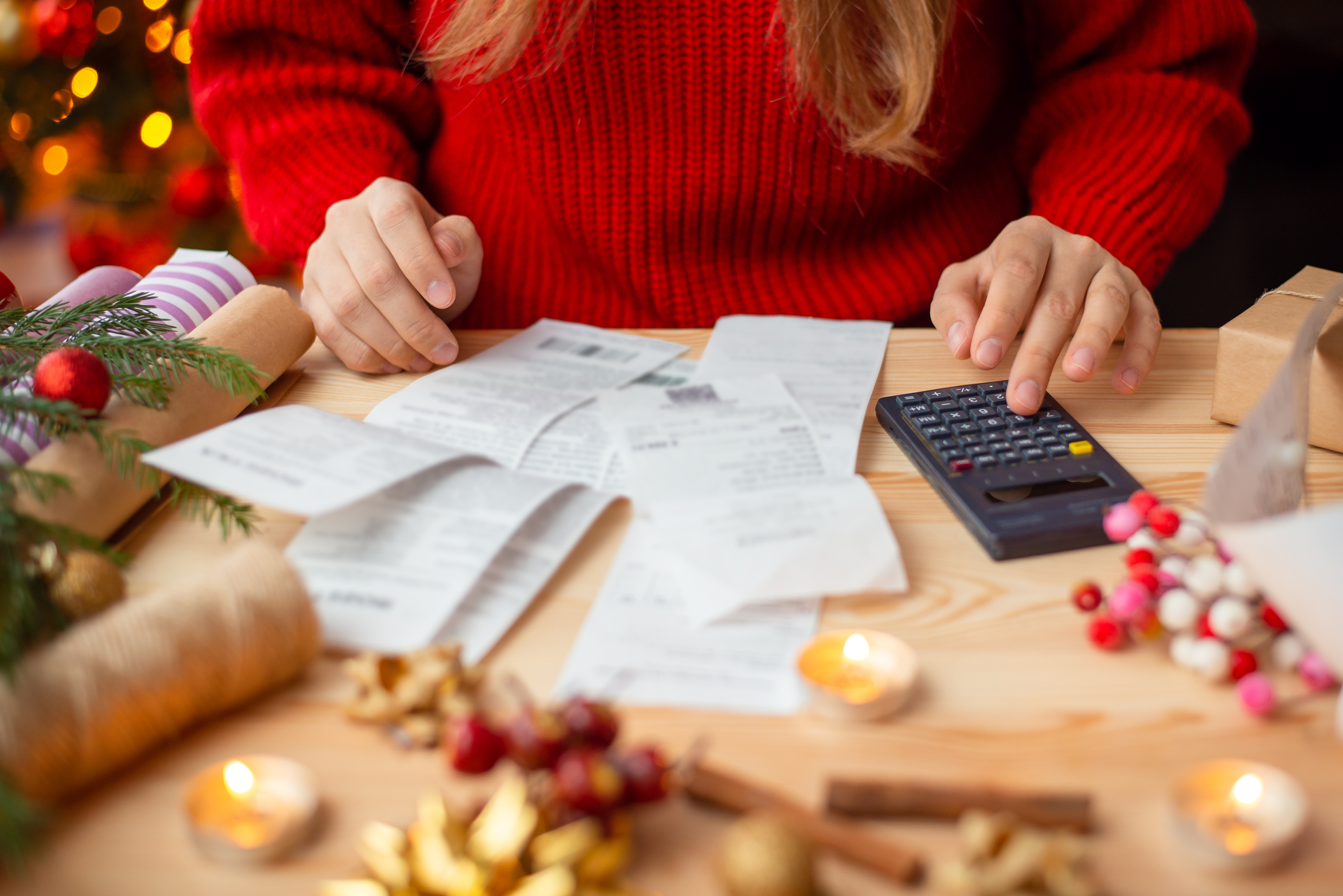 Christmas Shopping Rush: The Role of Employee Financial Wellbeing